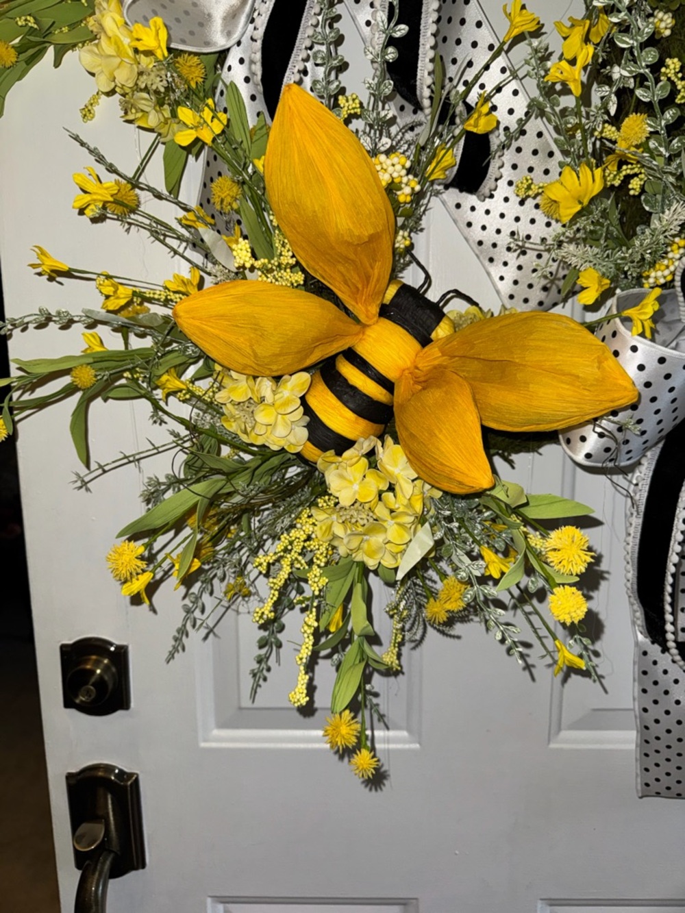 Yellow Bee Floral Wreath - Home Accents